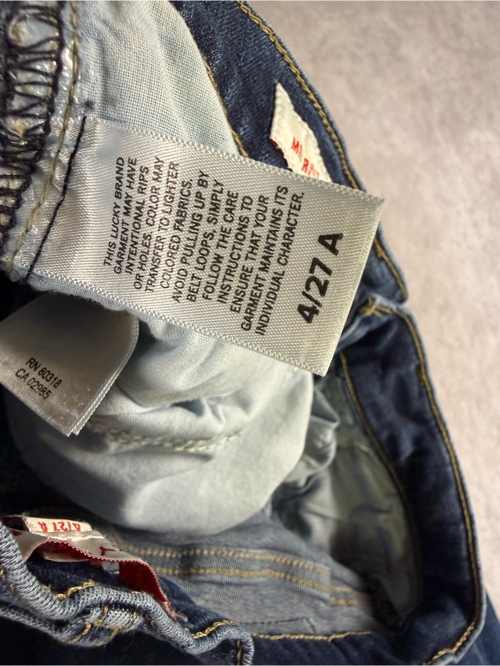 Lucky Brand Sweet Mid Rise Straight Jeans Women’s 4/27A Blue Raw Hem Ankle - Picture 5 of 9
